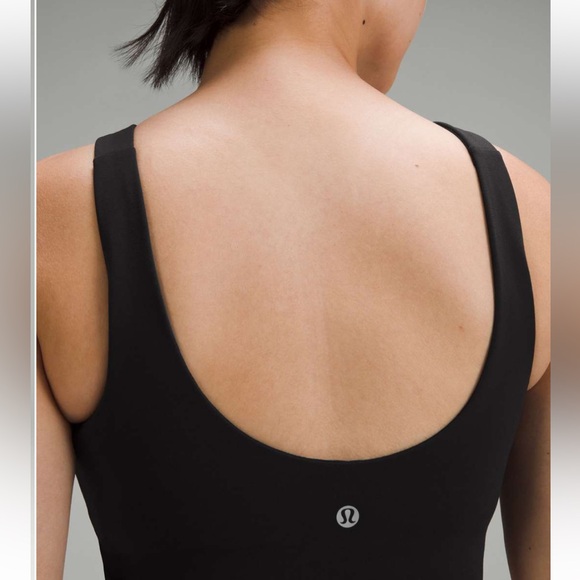 SmoothCover Front Cut-Out Yoga Bra - Picture 3 of 9